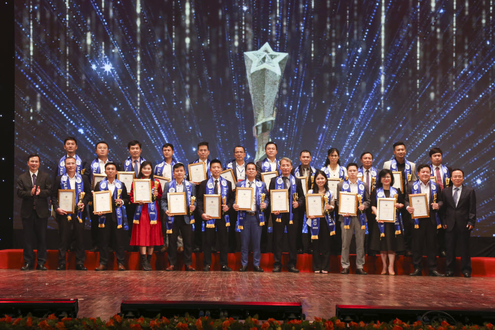 Đây là năm đầu tiên giải thưởng “Top Công nghiệp 4.0 Việt Nam” được tổ chức để biểu dương, công nhận, thành tựu chuyển đổi số của các doanh nghiệp