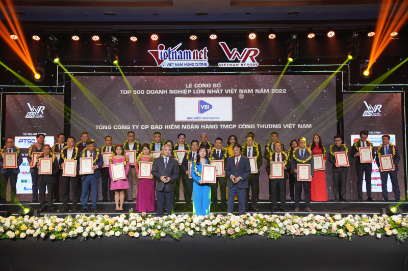 VBI được vinh danh Top 500 Doanh nghiệp lớn nhất Việt Nam (VNR500)
